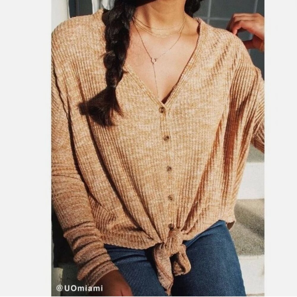 UO Out From Under Jojo Camel Waffle Knit Button Front Thermal Top XL Oversized